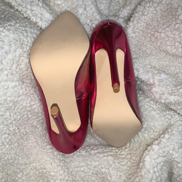Shoe Dazzle Women's Metallic Pink Heels - Picture 3 of 6